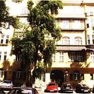 Waizenegger Am Kurfuerstendamm Гостевой дом