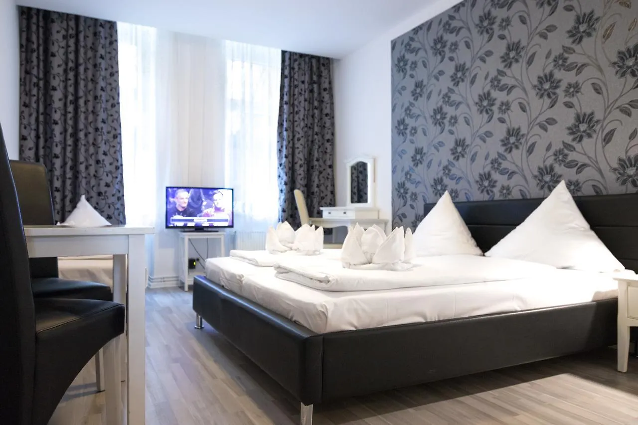 ** Guest house Pension Marie Prenzlauer Berg Berlin Germany