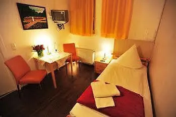 Pension Marie Prenzlauer Berg Берлин Гостевой дом